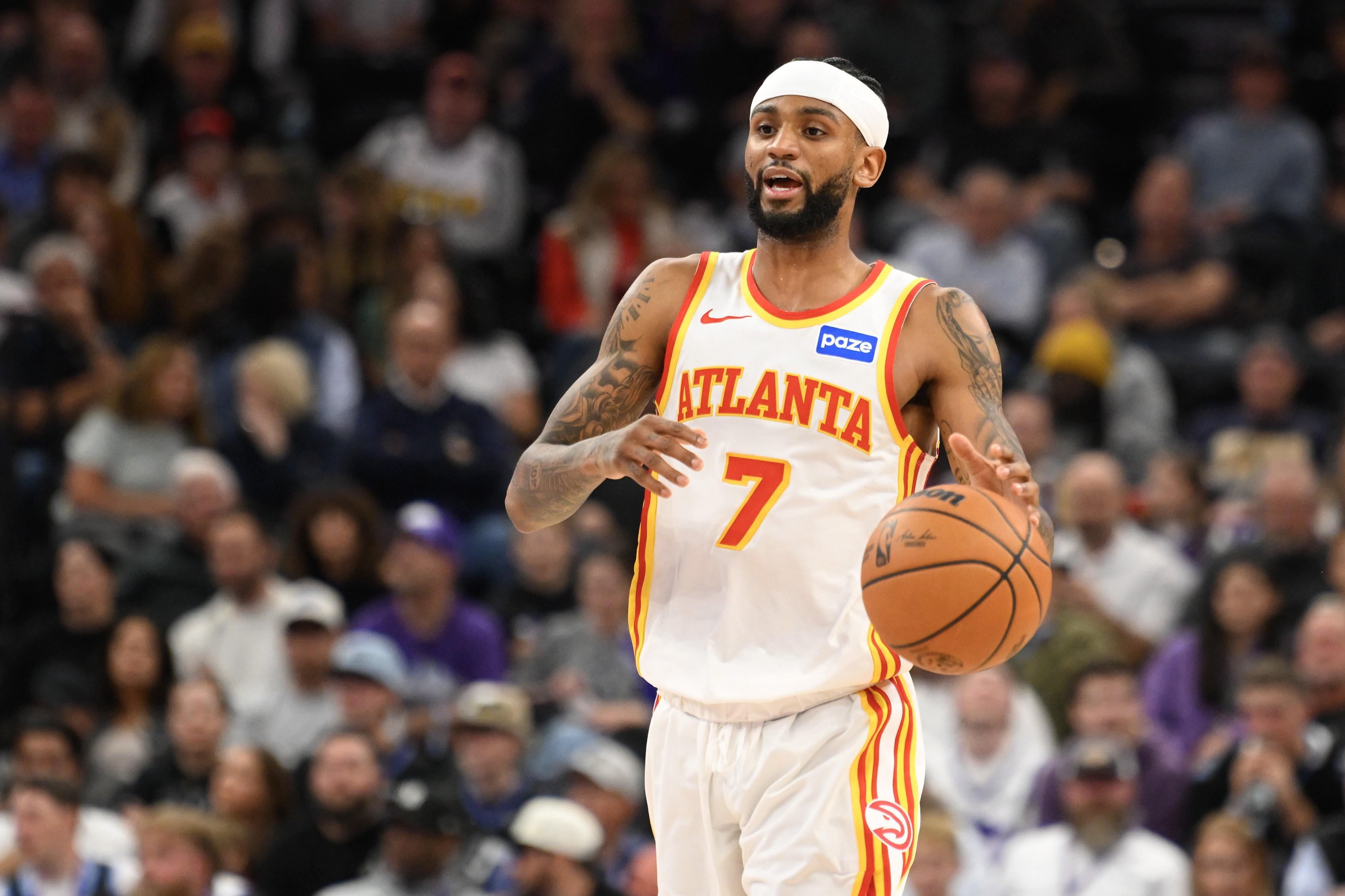 亚历山大-沃克砍生涯新高的38分和8记三分，真实命中率101.3%